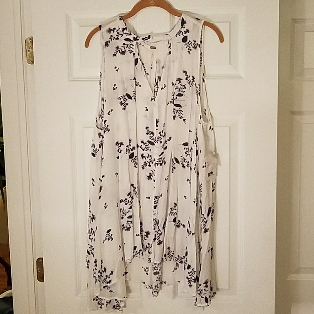 Free people tunic top NEW medium
